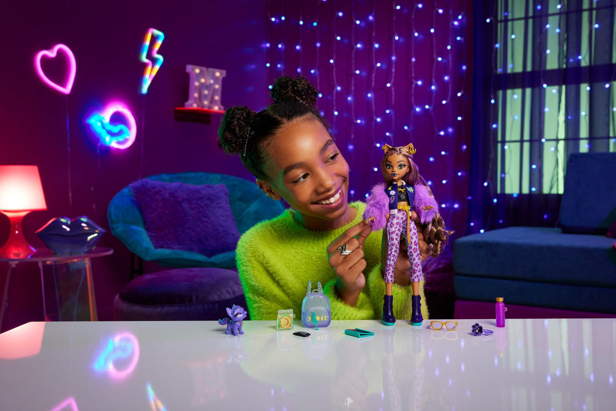 Clawdeen Wolf Doll J35323