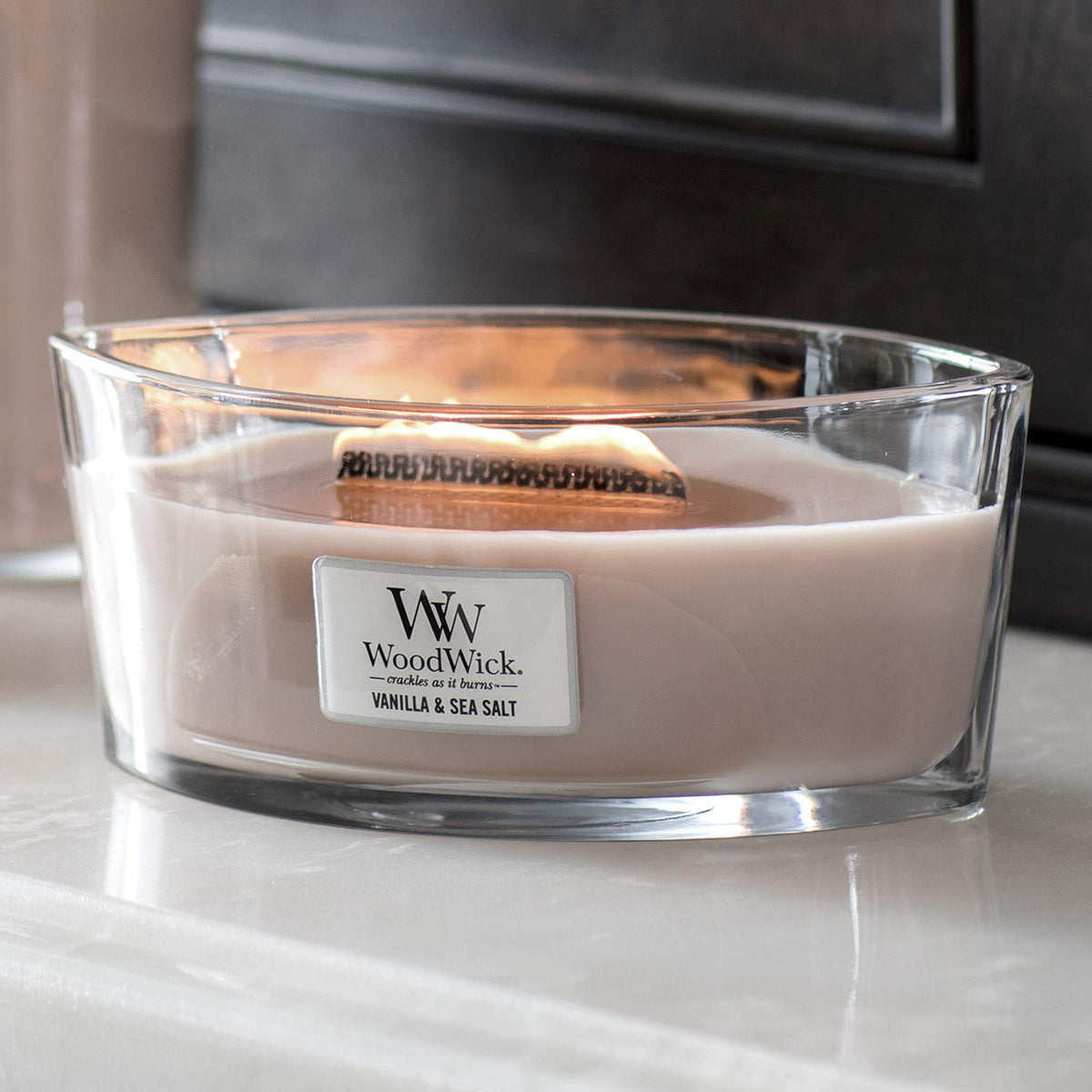 Scented Candle, Vanilla & Sea Salt, 16oz D16896